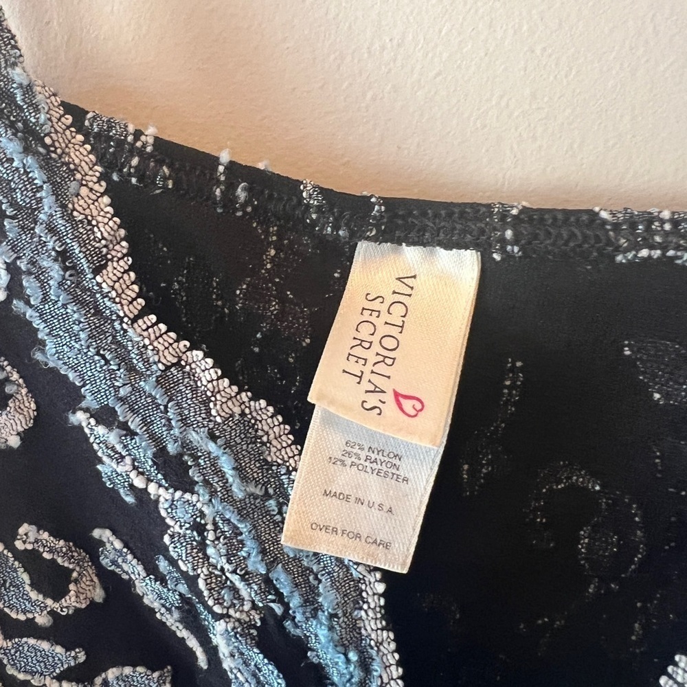 Victoria’s Secret Cami - Like Tank - Picture 2 of 5